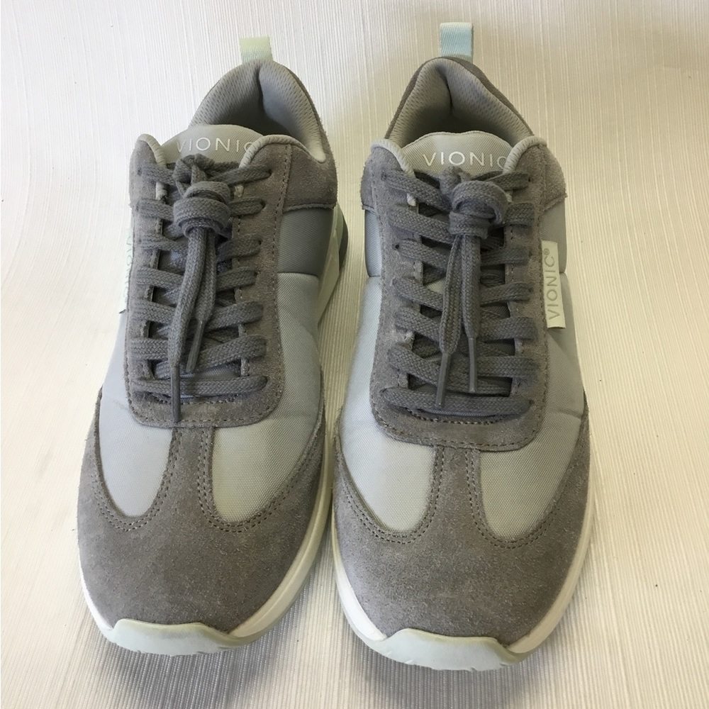 Vionic Good Looking 2 Tone Gray Suede Athletic Shoes